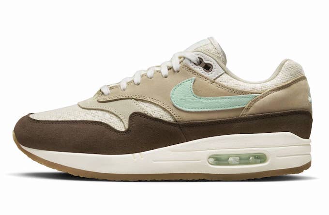 NIKE AIR MAX 1 CREPE HEMP